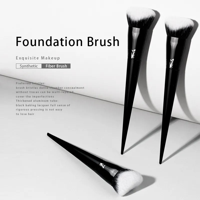 Kat Von D- Makeup Brush 10 Foundation Brush Soft Fiber Hair Elegant Black Handle Brand Makeup Brushes for Woman